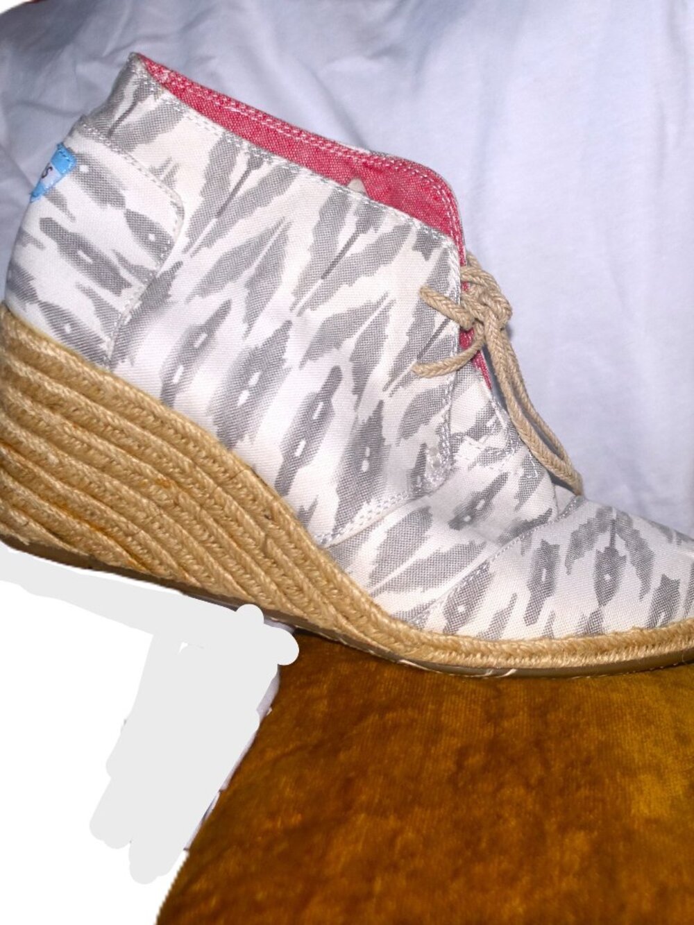 Toms Ikat Gray White Woven Fabric Wedge Bootie 11 NWOB